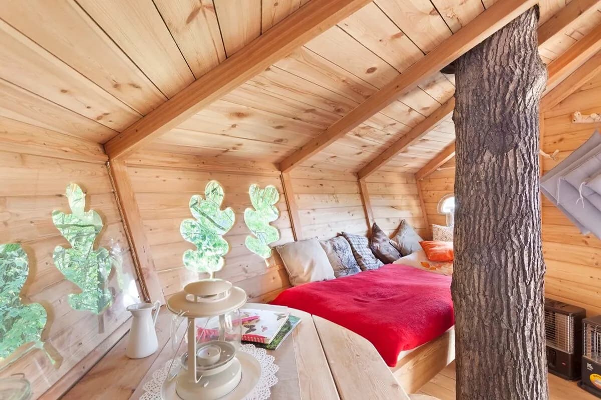 Tree House Tři Duby – image 2