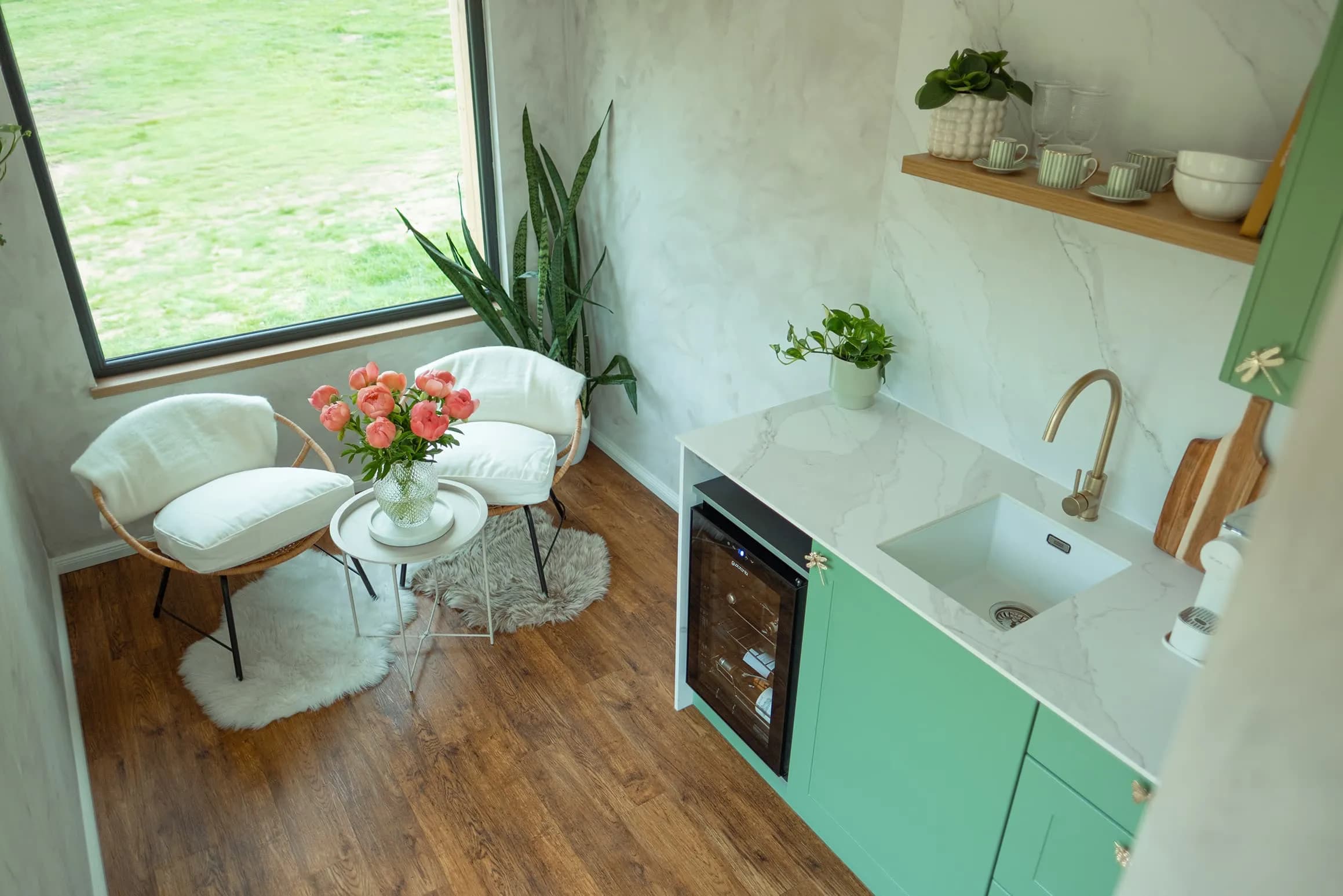 Patri’s Glamp – image 2